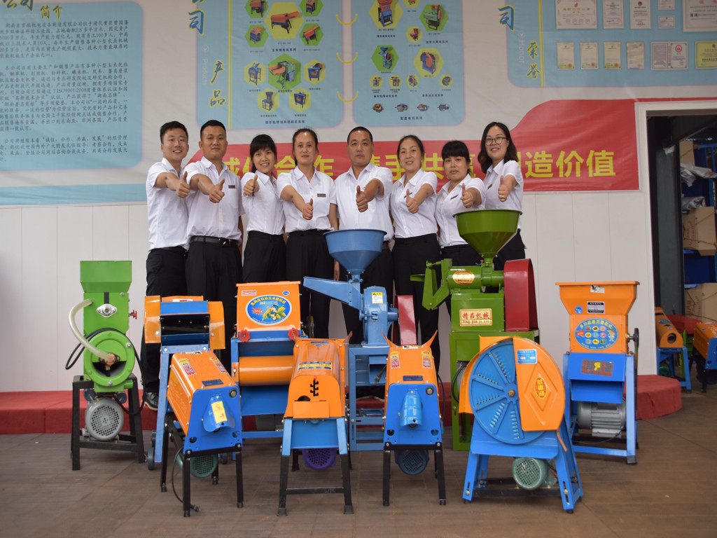 湖南機電設(shè)備,湖南農(nóng)業(yè)機械,富瑞機電設(shè)備,富瑞農(nóng)業(yè)機械,玉米脫粒機,鍘草機 湖南機電設(shè)備,湖南農(nóng)業(yè)機械,富瑞機電設(shè)備,富瑞農(nóng)業(yè)機械,玉米脫粒機,鍘草機